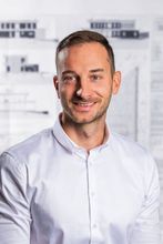 Maklerportrait