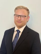 Maklerportrait