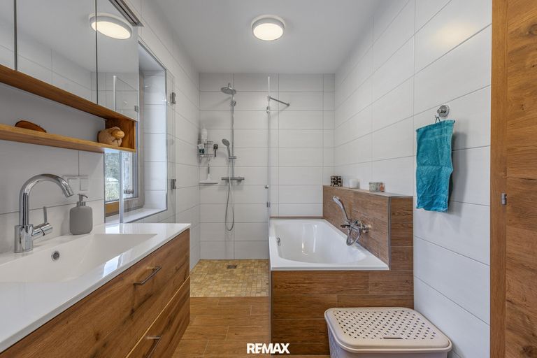 Bad Dusche