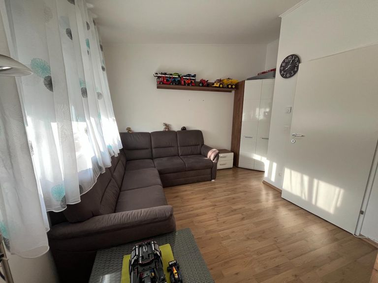 2. Obergeschoss - 2. Zimmer