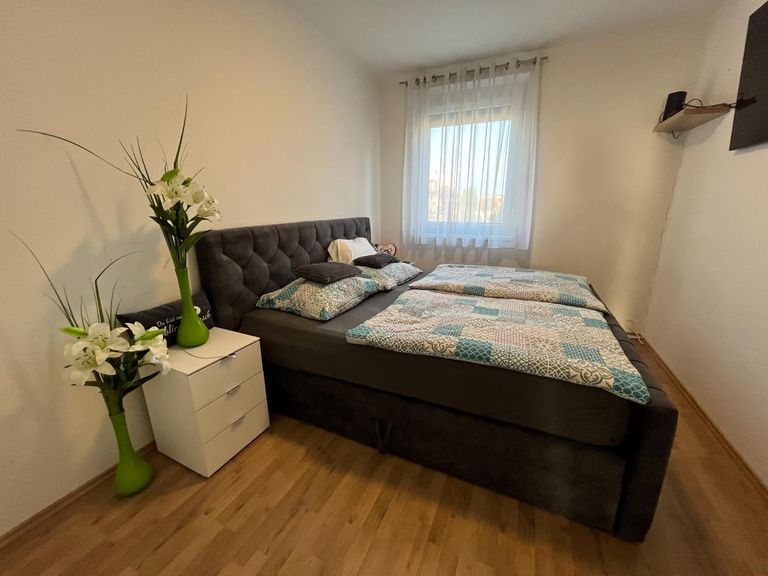 1. Obergeschoss - Zimmer 1