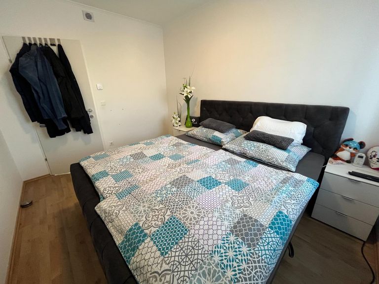 1. Obergeschoss - Zimmer 1