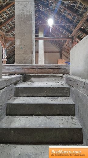 Aufgang zum Dachboden