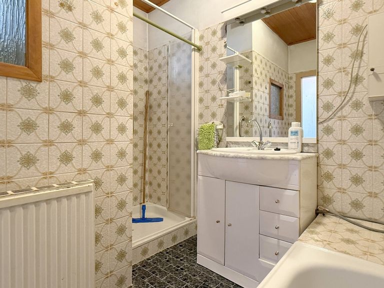 Wohneinheit 1 - Badezimmer