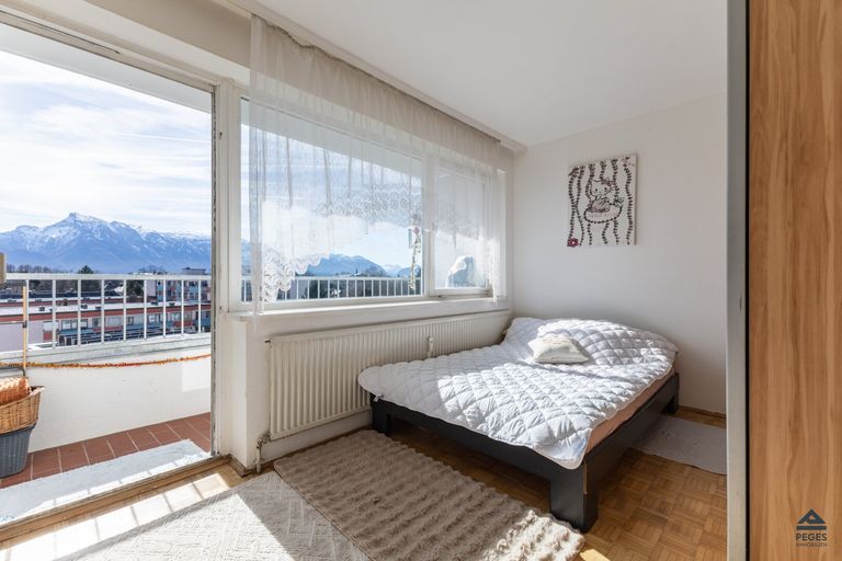 Schlafzimmer II mit Balkon