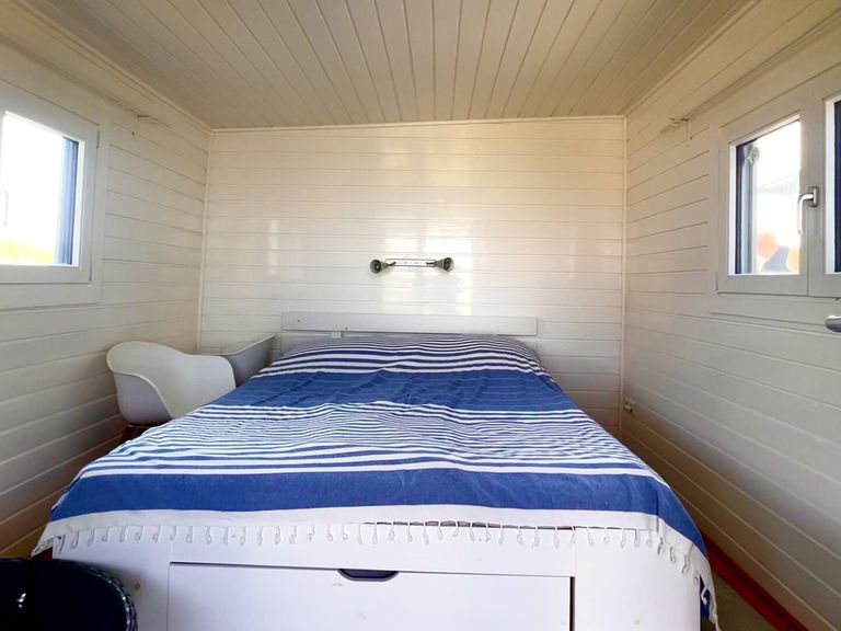 Schlafzimmer in Hütte 1