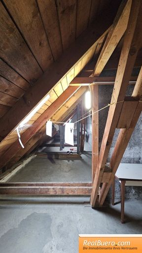 Dachboden zum Wäsche aufhängen