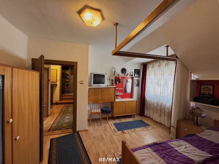 OG Zimmer 4 Durchgangszimmer