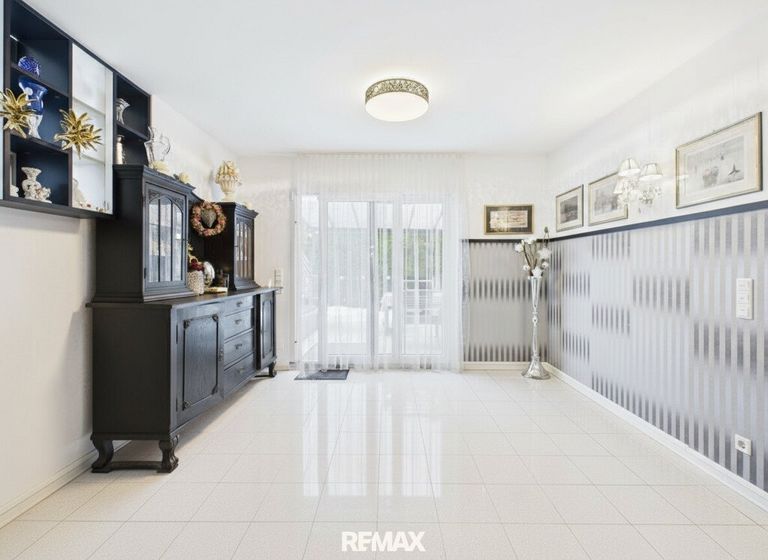 unmöblierter Essbereich - Symbolbild KI