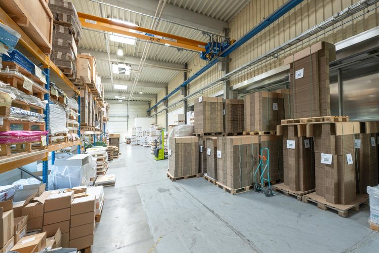 Innenansicht der Lager- und Produktionsfläche