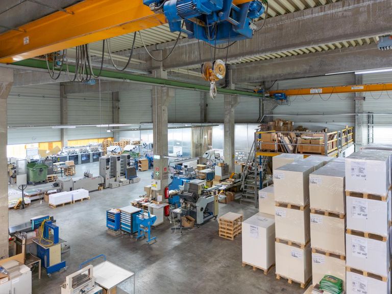 Innenansicht der Lager- und Produktionsfläche