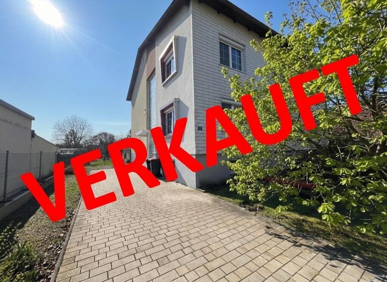-30000827_1004425315_16490177_KI_generiert