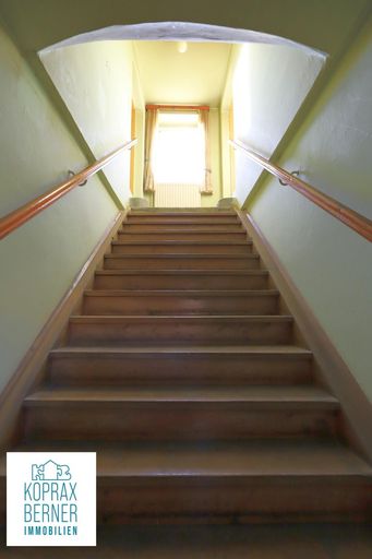 EG_Treppe ins OG