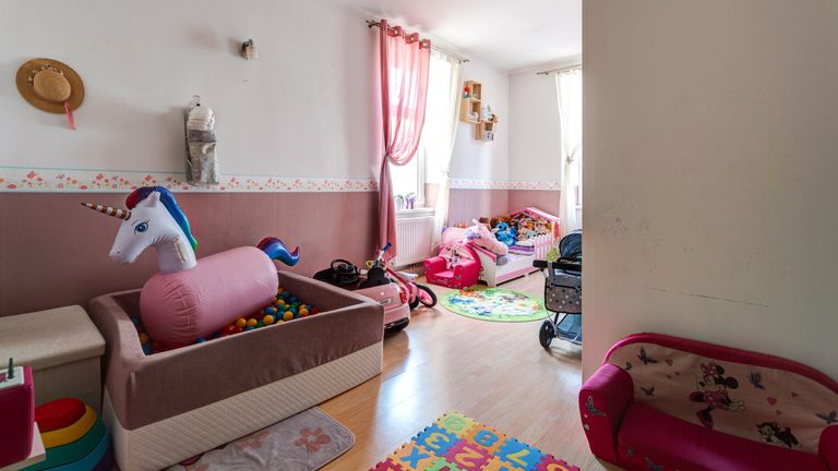 Zimmer, Durchgang zu den 3 Schlafzimmern