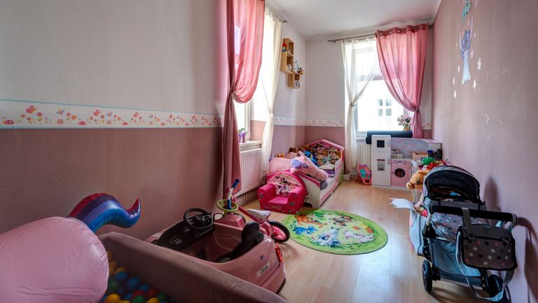 Zimmer, Durchgang zu den 3 Schlafzimmern