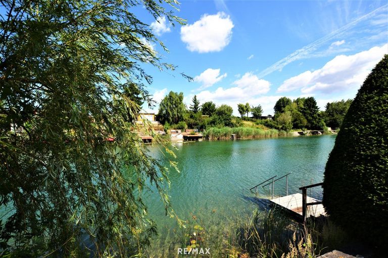 Blick auf Donau Oder Kanal