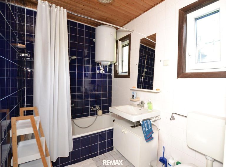 Badezimmer 2
