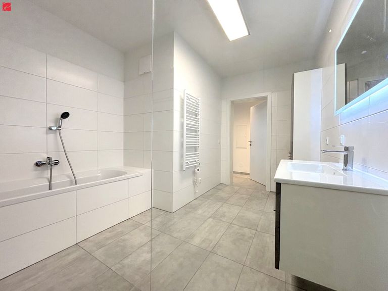 Elegantes Badezimmer