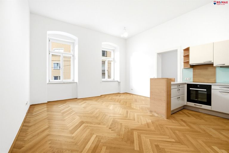 Wohn & Essbereich mit Küche