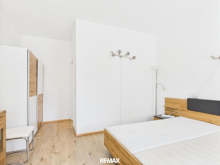 Schlafzimmer W2
