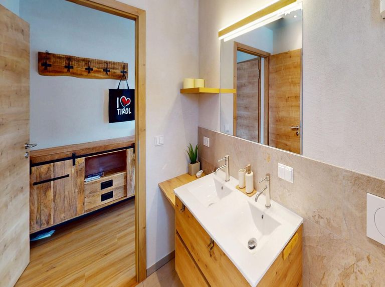 See - Haus - Apartment I - Badezimmer