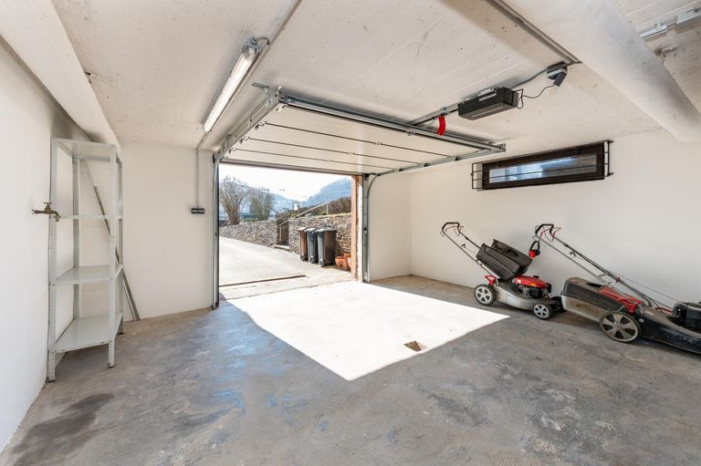 Garage im Keller