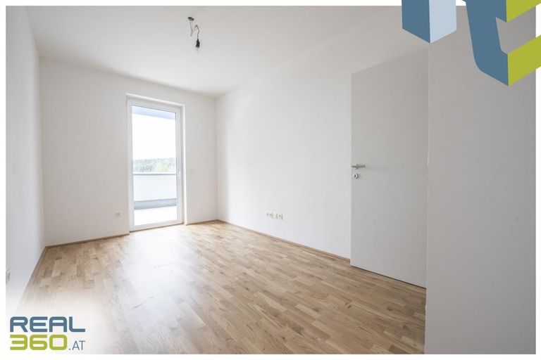 Schlafzimmer 2 mit Terrassenzugang Süd