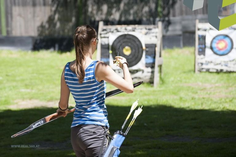 Bogenparcours ca. 2,3 km entfernt