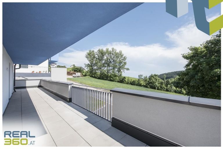 Blickrichtung Ost von der Terrasse