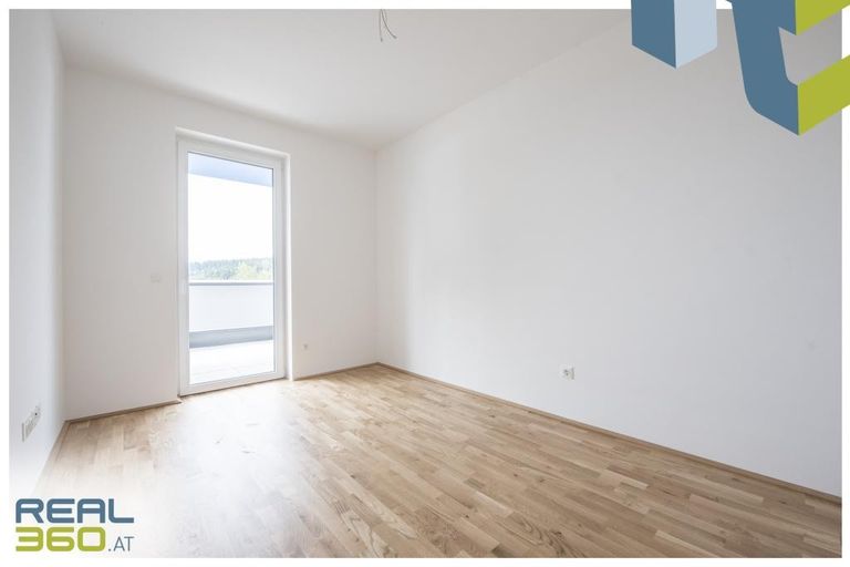 Schlafzimmer 3 mit Terrassenzugang Süd