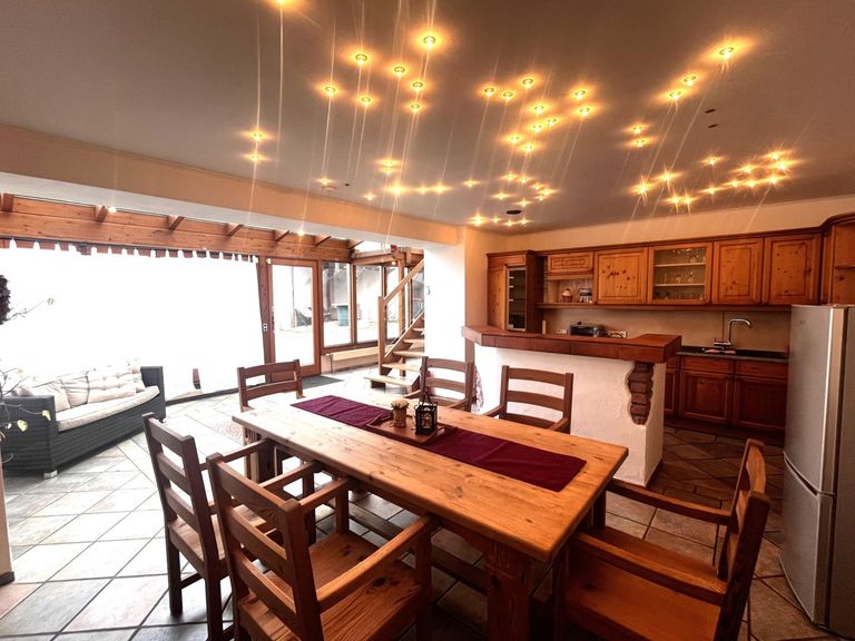 26 Wohn_Essküche_Wintergarten