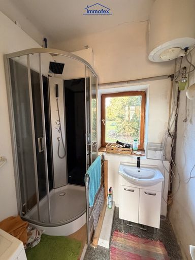 Bad kleiner Wohntrakt