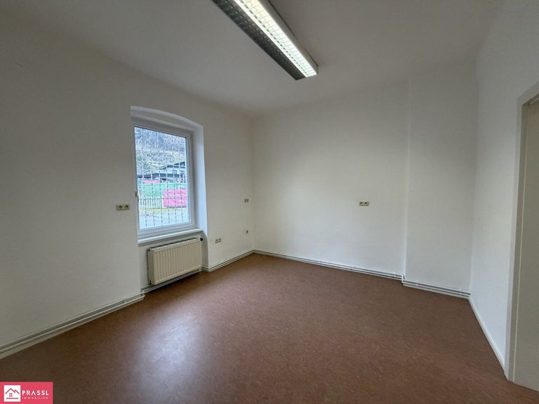 Rückwärtiges Büro 1.OG