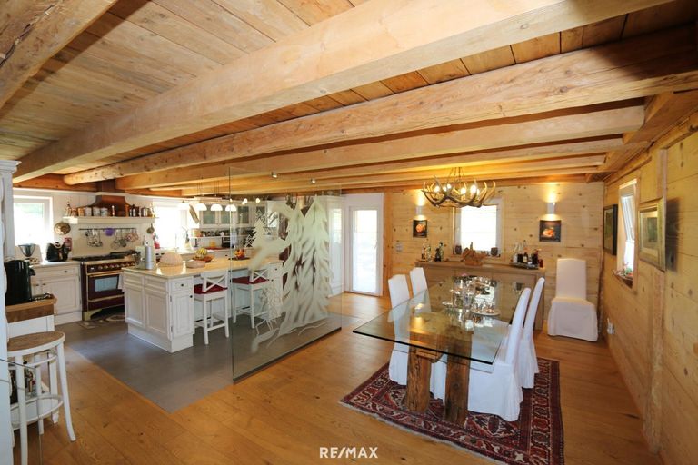 Essbereich, Blick in die Küche