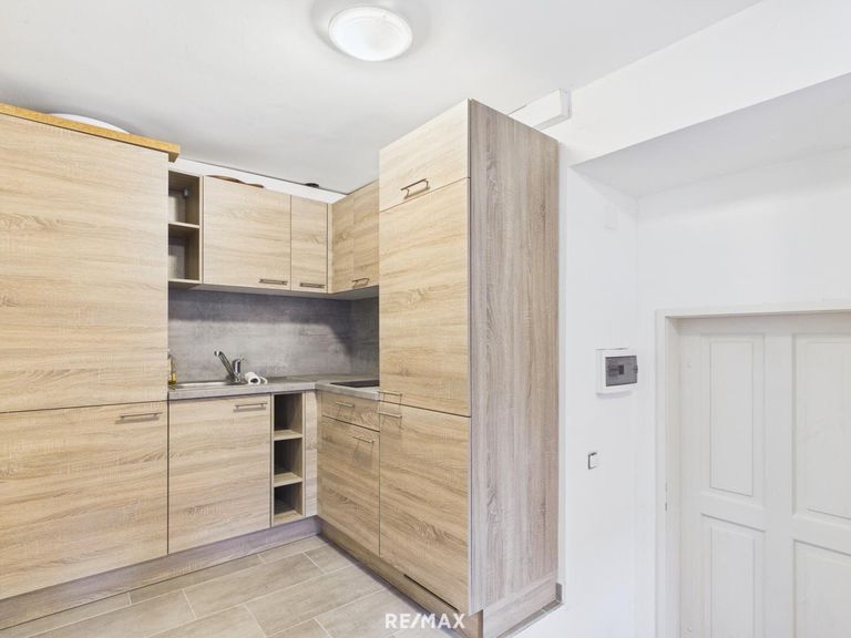 Etage 1- Küche Bild 1