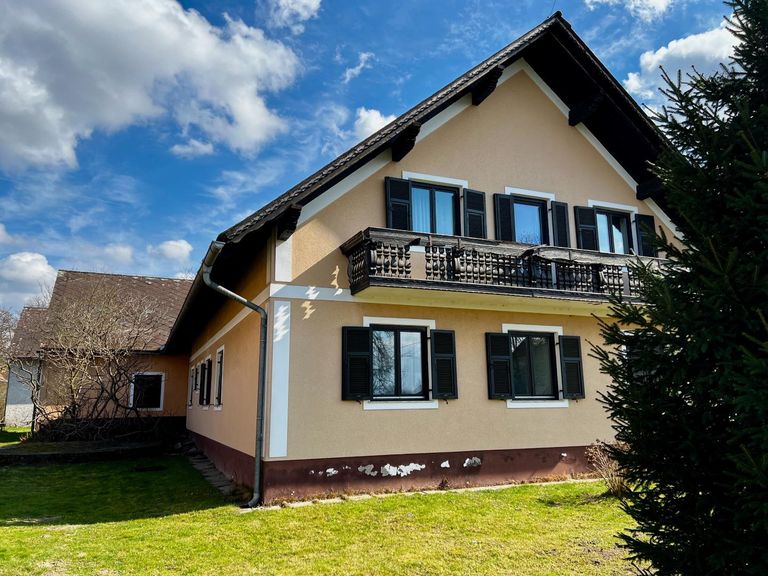 Außenansicht Bauernhaus