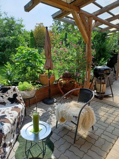 überdachte Terrasse Sommer (1)