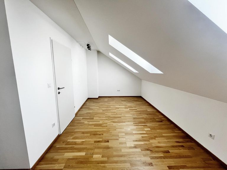5_Schlafzimmer - Ankleide