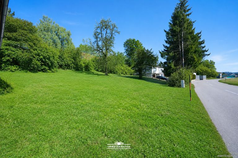 Blick zum Grundstück