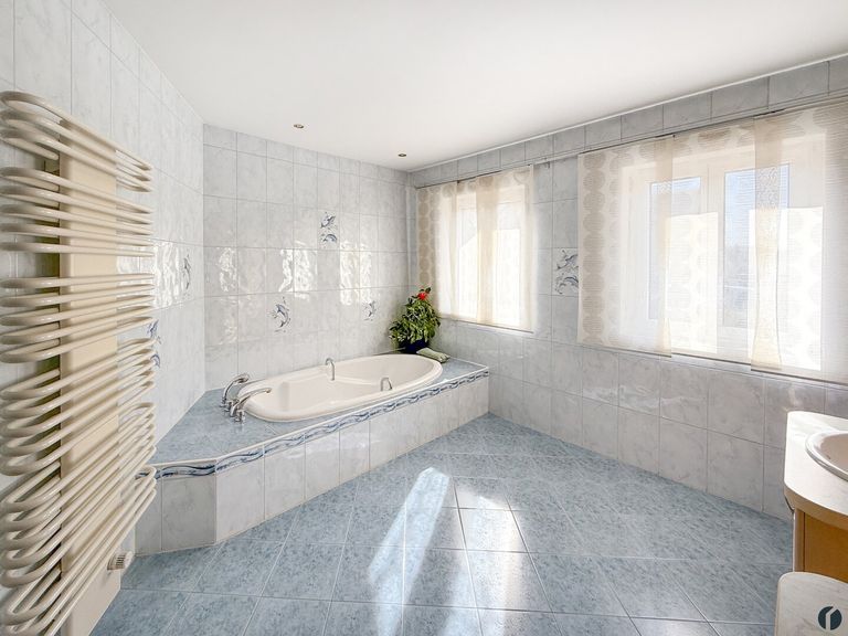 Badezimmer im OG