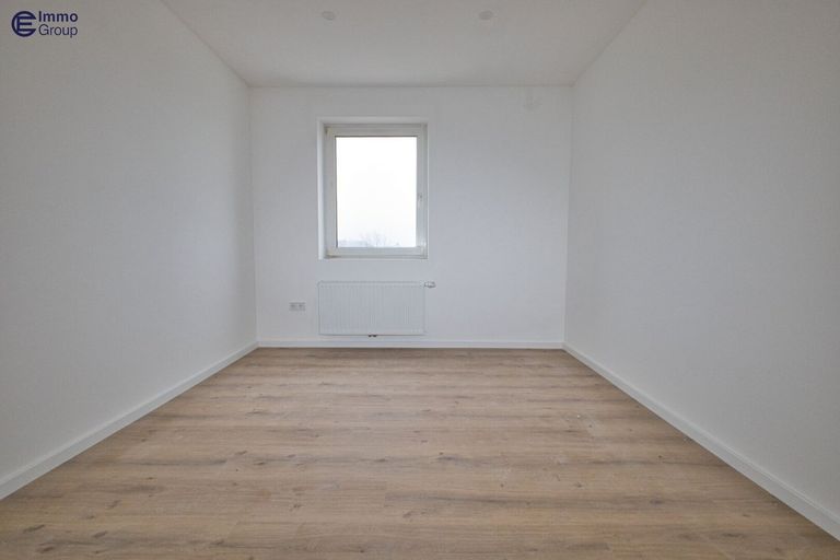 Großes Schlafzimmer