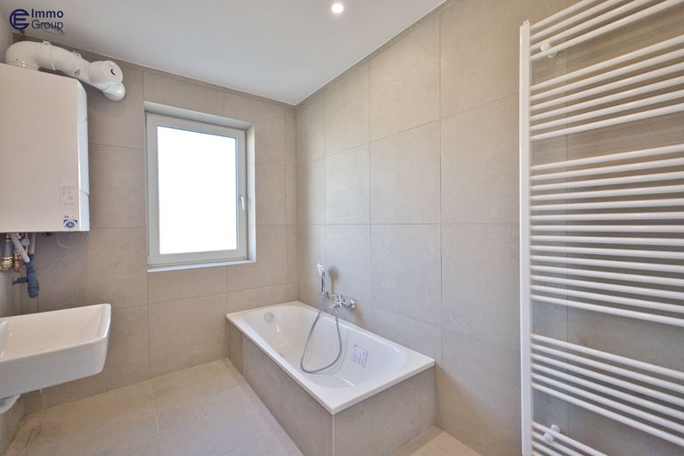 Neues Bad inkl. Fußbodenheizung