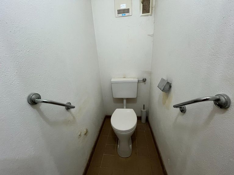WC