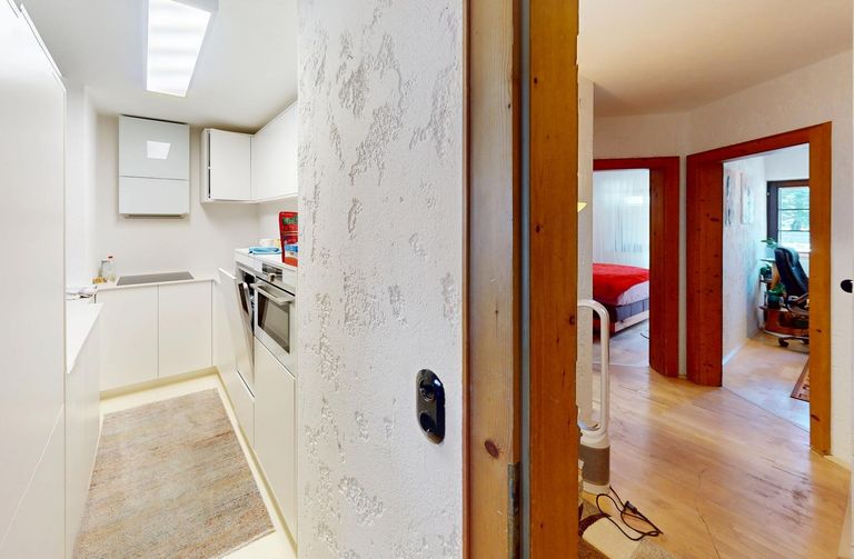 Ötz - Wohnung T4 - Küche & Flur