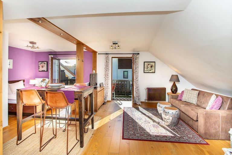 Wohn- Ess- Schlafbereich