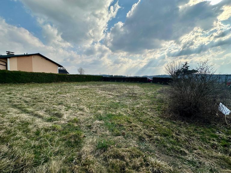 Baugrundstueck Zwaring eben und sonnig immoresch e