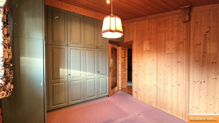 Erdgeschoß: Schlafzimmer 2 - Ansicht 2