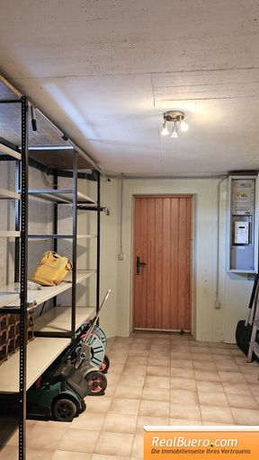 Keller: 2. Eingangs - bzw. Ausgangsbereich des Hauses