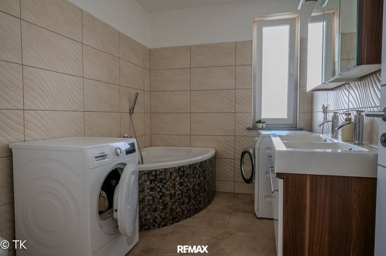 Badezimmer 2