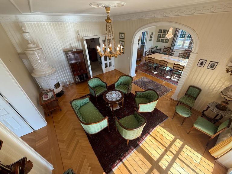 EG Salon